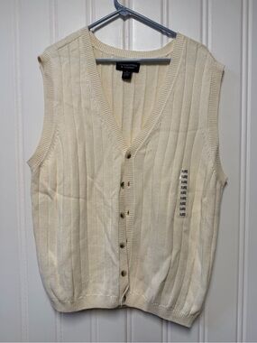 NWT Roundtree & Yorke Classic Ribbed Button-Front Sweater Vest Men’s XL